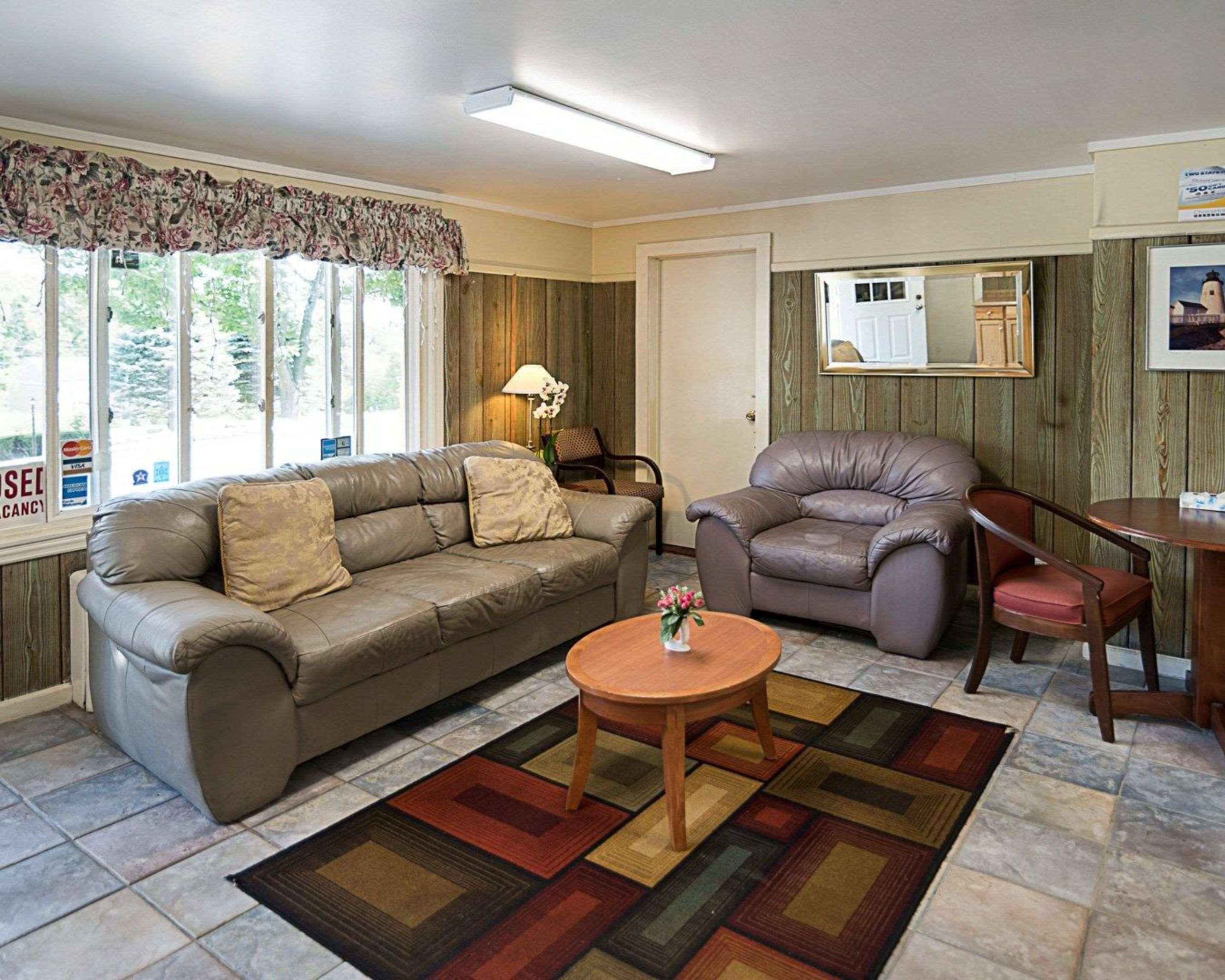 Rodeway Inn Westminster Bagian luar foto